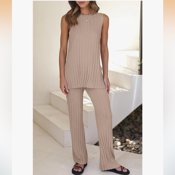 Pants - Ribbed Knit Two Piece Lounge Set. Viscose Blend. NWOT.